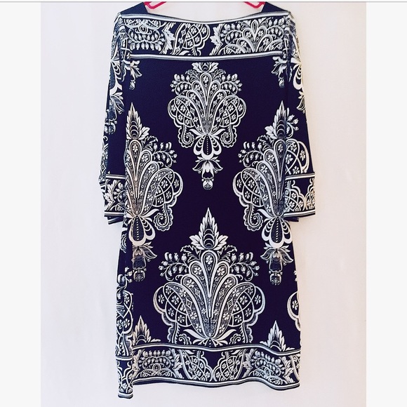 SOLD‼️ Beautiful WHBM Long Sleeve Floral Dress - Picture 2 of 4